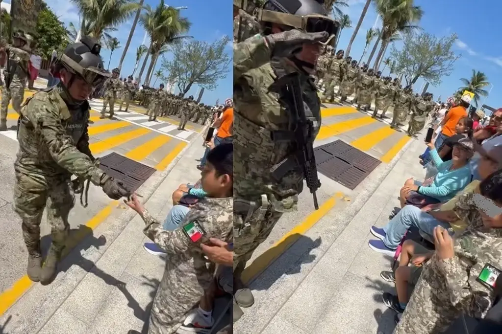 Imagen Marinos regalan insignias a niño durante desfile en Veracruz (+video)