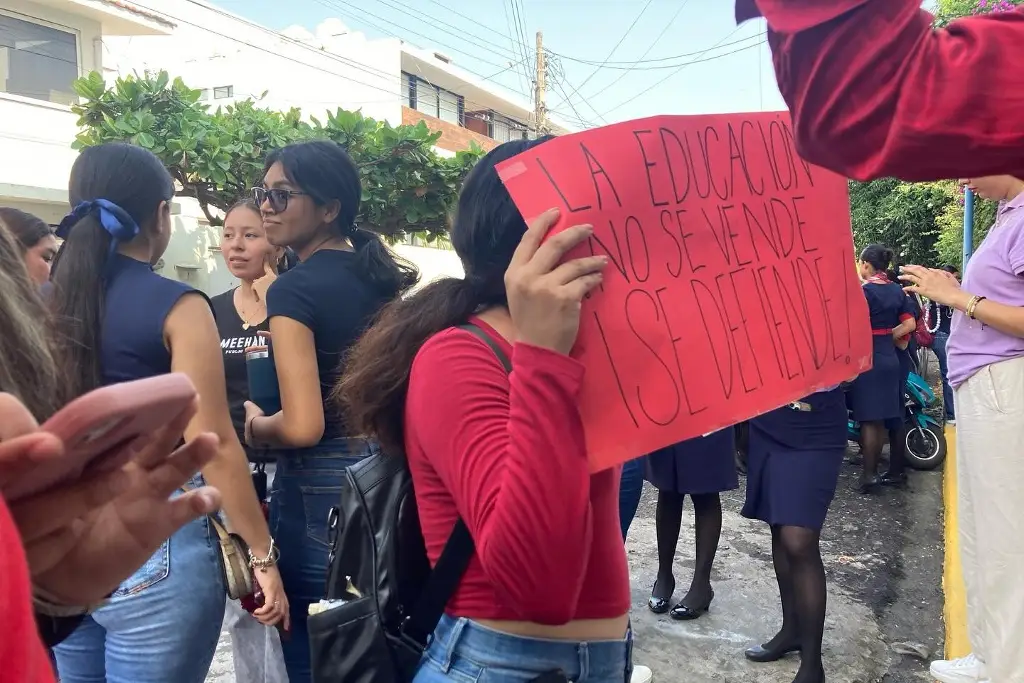 Imagen Esto respondió universidad de aviación tras manifestación de estudiantes en Boca del Río