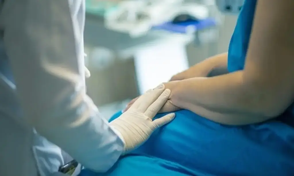 Imagen Conoce acerca de la menopausia; checa a partir de cuándo se presenta y sus síntomas