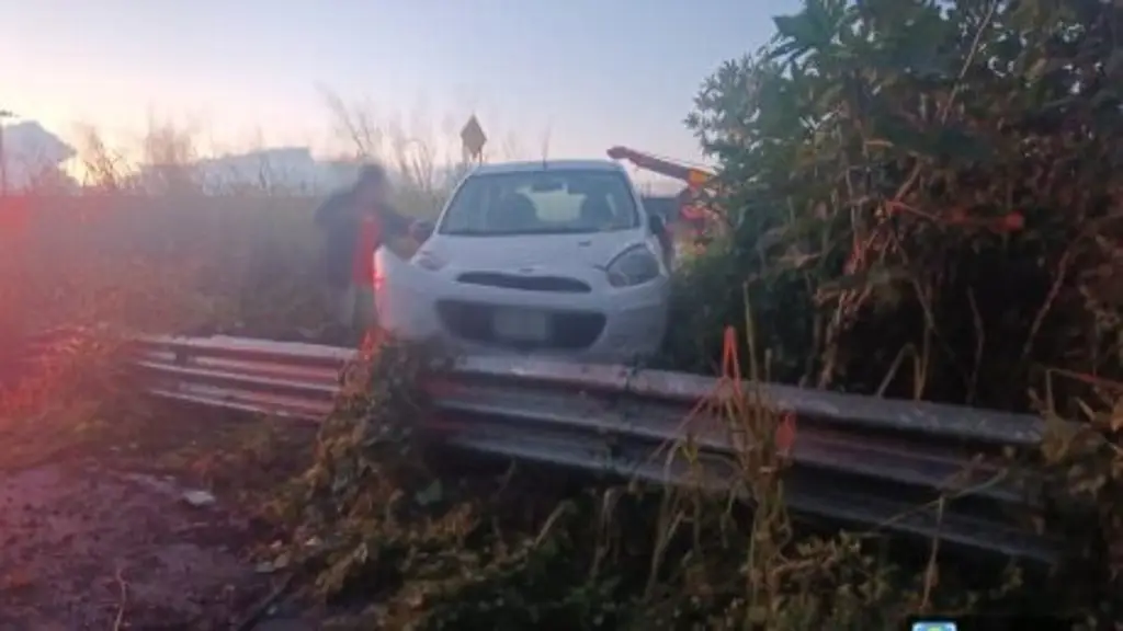Imagen Hay cierre por accidente en carretera de Veracruz ¡Precaución!
