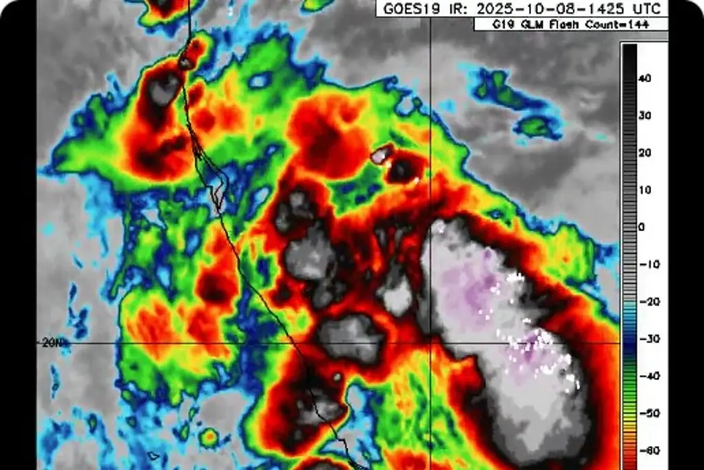 Imagen Reportan que se acerca amplia zona de nubosidad densa sobre el Golfo de México 