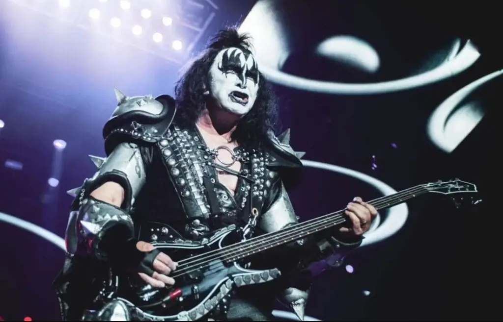 Imagen Hospitalizan a cantante de banda Kiss tras accidente; esto se sabe
