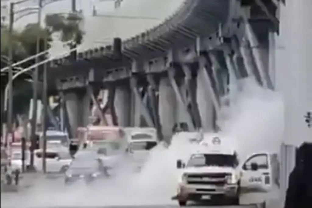 Imagen Alarma en CDMX por otra fuga de pipa de gas cerca de estación del metro