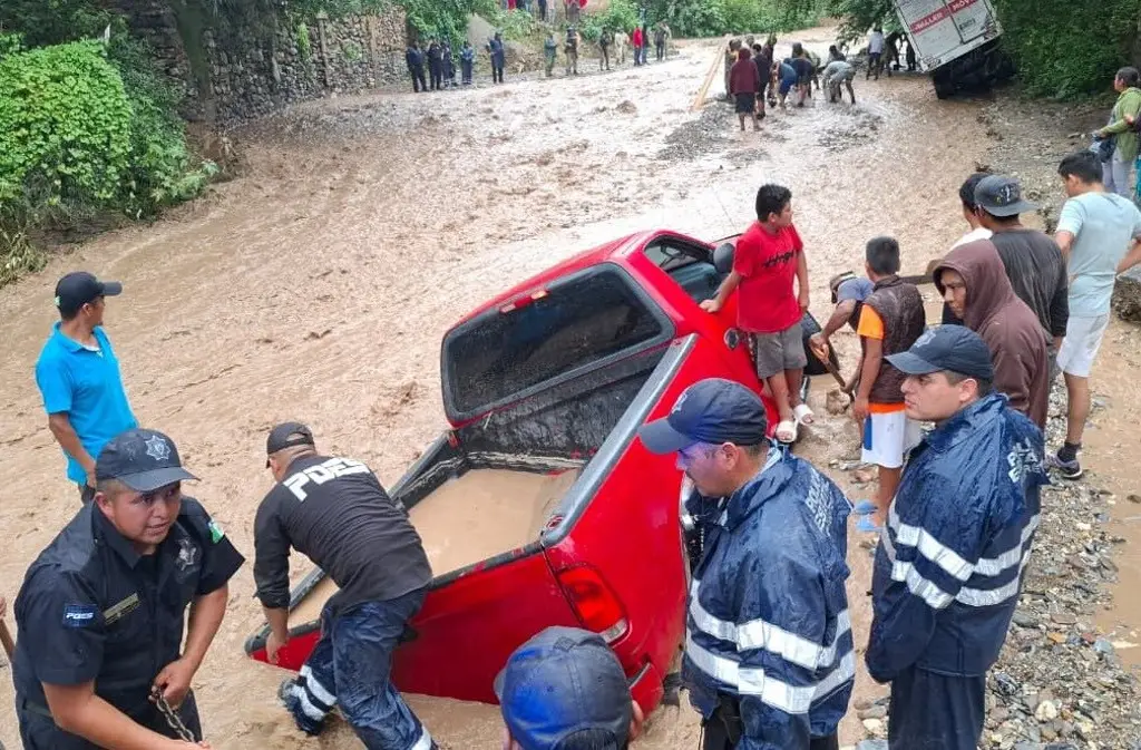Imagen Lluvias provocan deslaves e inundaciones en la zona serrana de Querétaro