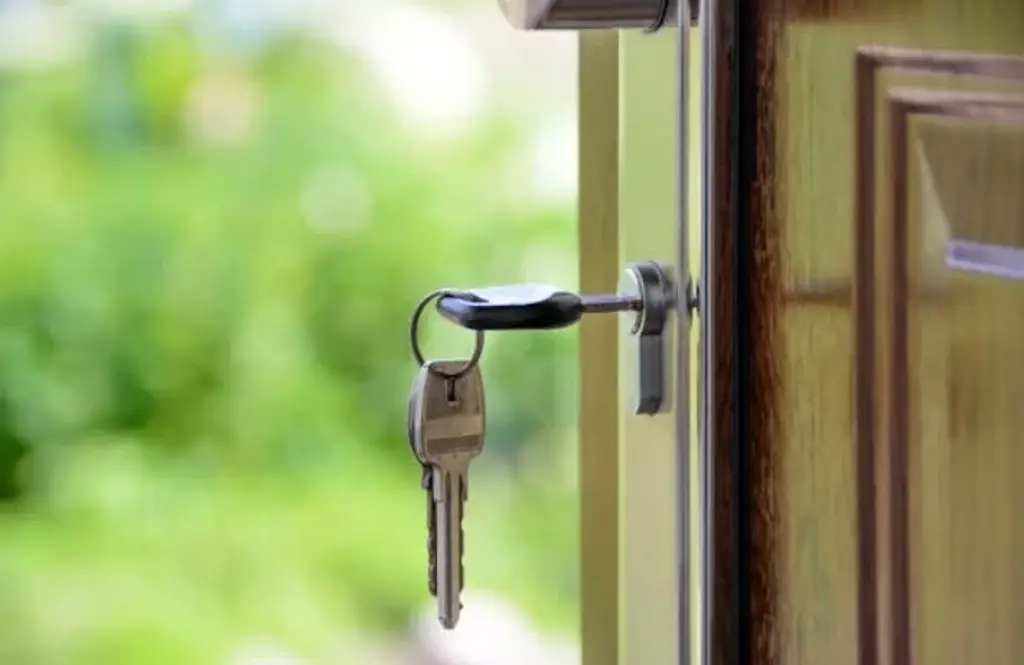 Imagen Personas ahorran más energía en casa cuanto más capaces se ven de hacerlo, según estudio