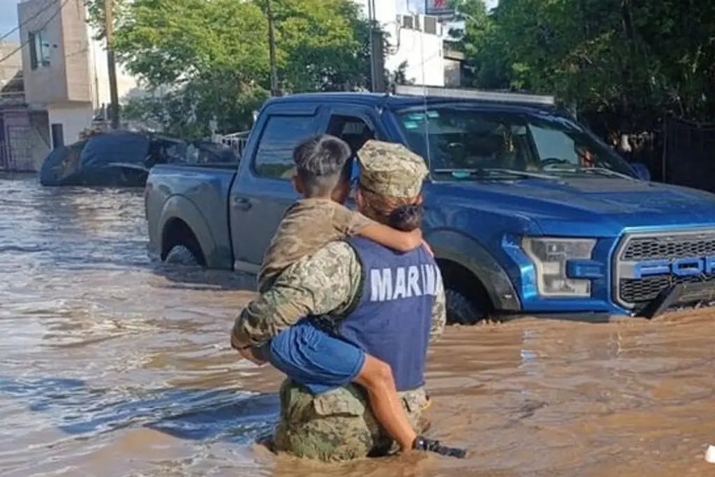 Imagen 'A nadie dejaremos desamparado': Sheinbaum anuncia censos para afectados por lluvias en Veracruz