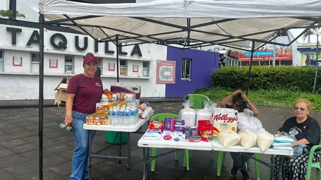 Imagen Instalan centros de acopio para apoyar a los afectados por las lluvias en Veracruz