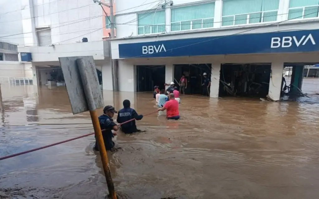 Imagen CCE pide suspensión temporal de impuestos y subsidios para empresarios afectados en el norte de Veracruz
