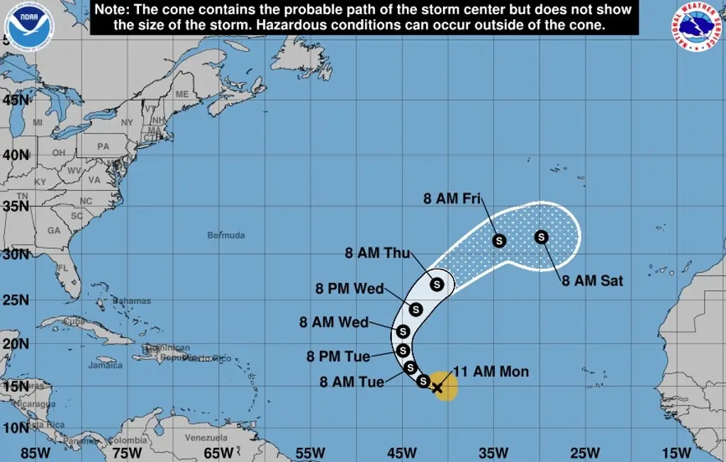 Imagen Vientos de la tormenta tropical Lorenzo han aumentado: NOAA