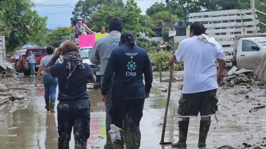 Imagen Continúa la búsqueda de no localizados tras inundación en Poza Rica, Veracruz 