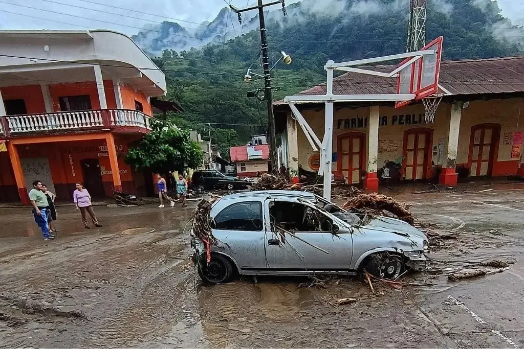 Imagen Suman 66 muertos y 7 mil 572 damnificados por lluvias en cinco estados