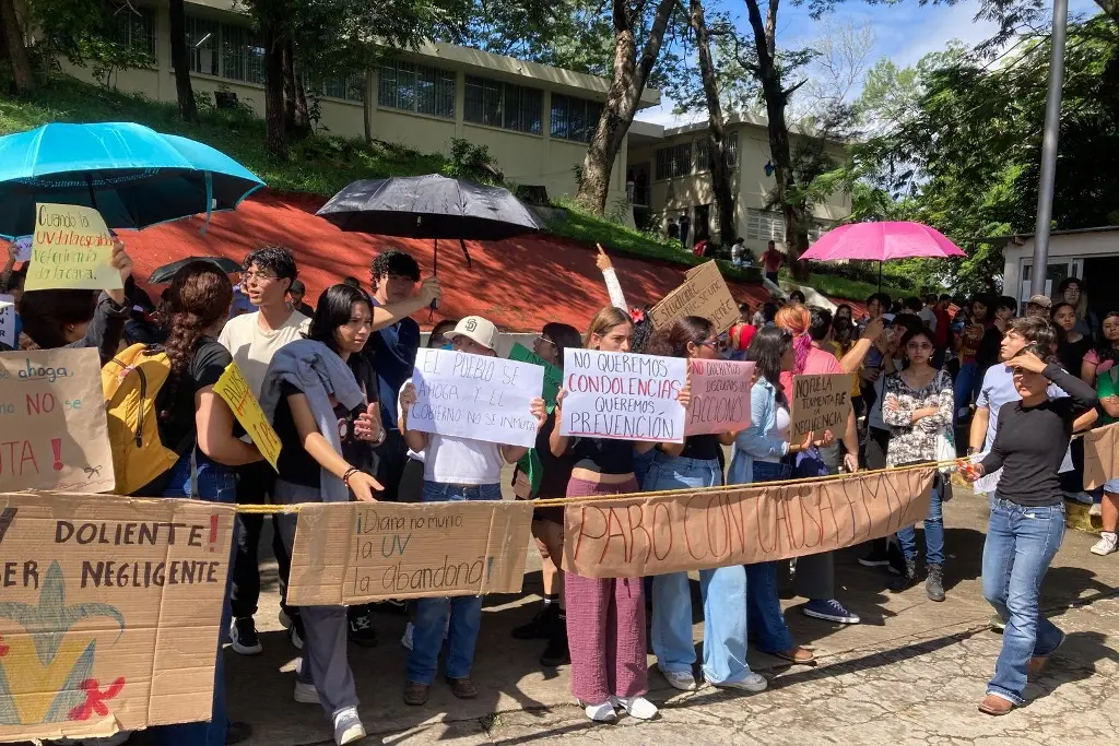 Paro: piden disculpa pública por muerte de estudiante en inundaciones 
