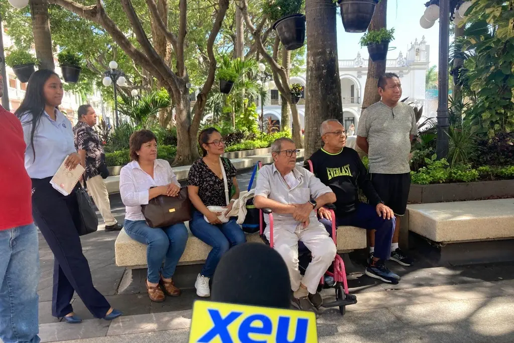 Imagen Pacientes de hemodiálisis del IMSS en Veracruz piden no regresar a esta clínica subrogada; temen por sus vidas