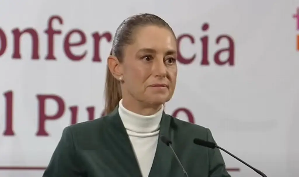 Imagen Claudia Sheinbaum defiende impuesto especial a refrescos; esto dijo 