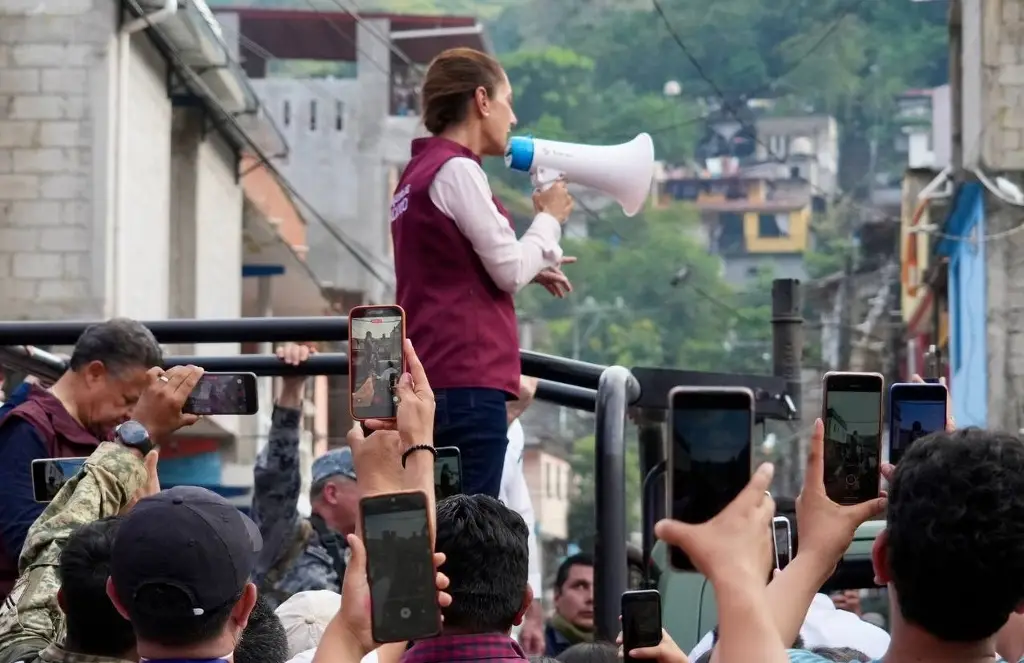 Sheinbaum pide a damnificados 'pensar bien su voto' tras quejas contra alcalde en Hidalgo (+Video)