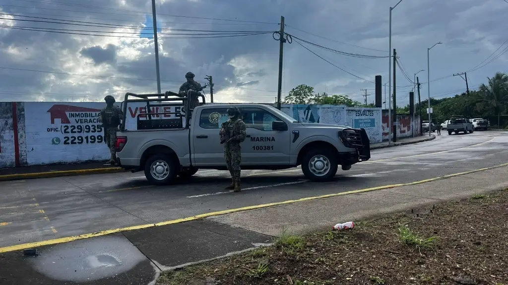 Imagen Operativo de Fuerzas Federales en corralón de Veracruz 