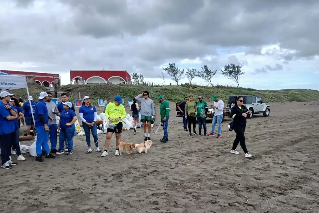 ¿Quieres contribuir al cuidado del medio ambiente? Limpiarán playa de Veracruz