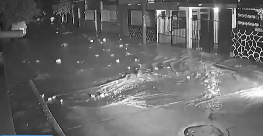 Imagen Revelan nueva grabación del desborde del río Cazones en Veracruz, 'en 3 minutos' (+Video)