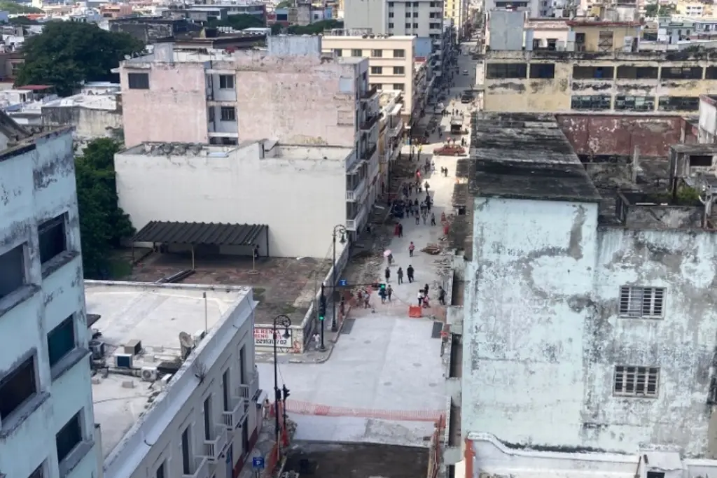 Imagen Tras reunión con empresarios afectados por apagones, esto hace la CFE en centro de Veracruz