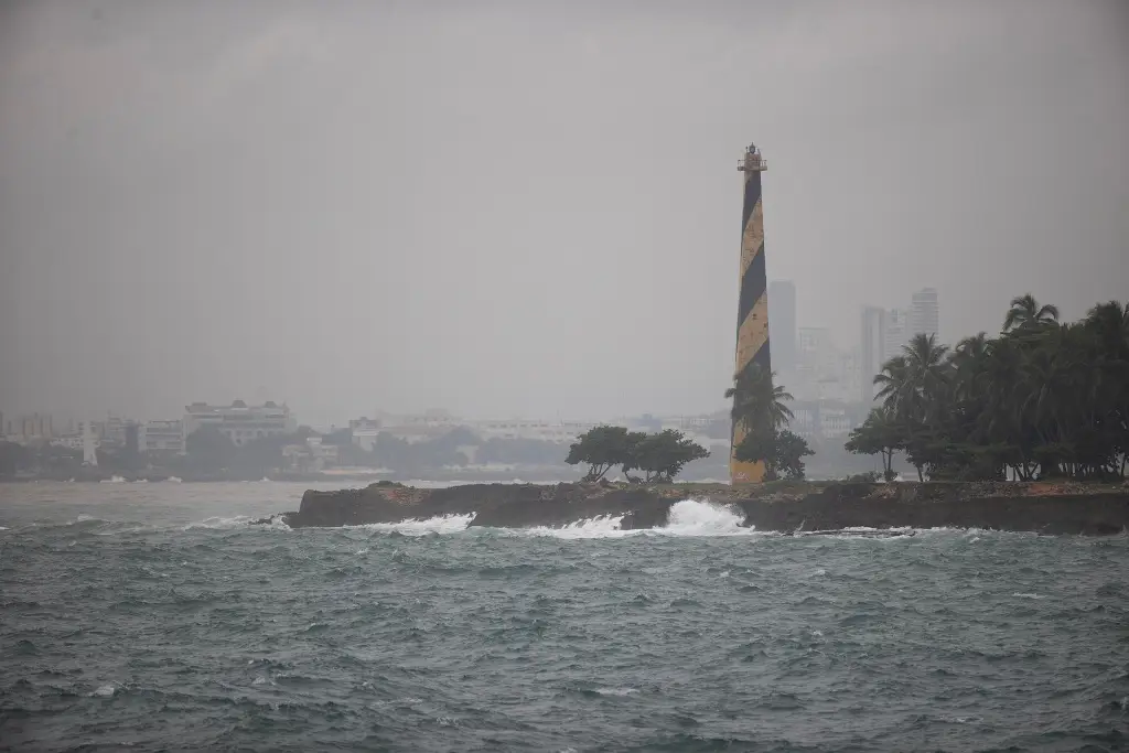 Imagen Gobierno pide a mexicanos en Jamaica prepararse ante impacto de huracán 'Melissa'