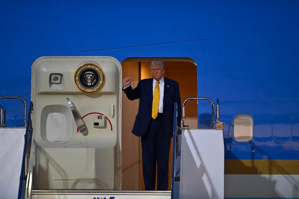 Imagen Trump llega a Japón e inicia visita oficial (+Video)