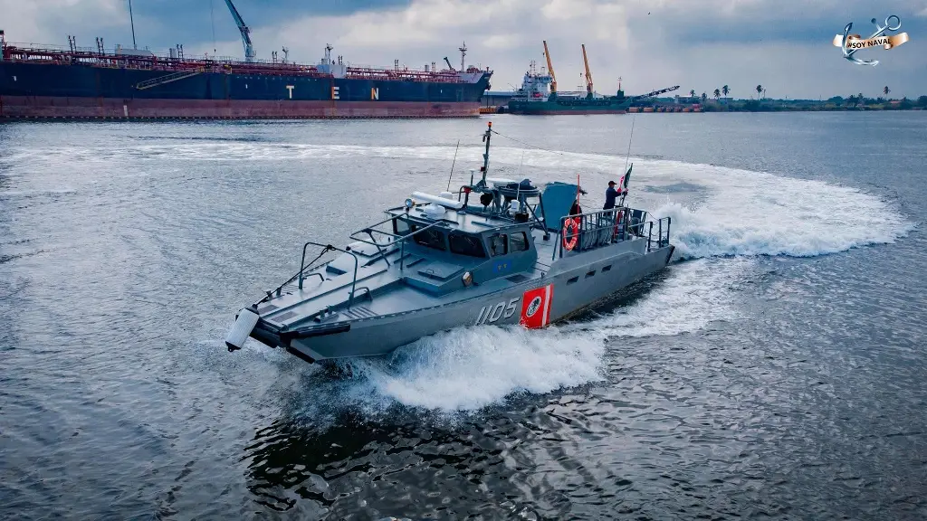 Imagen Encuentran lancha con más de 20 niños frente a las costas de Sinaloa