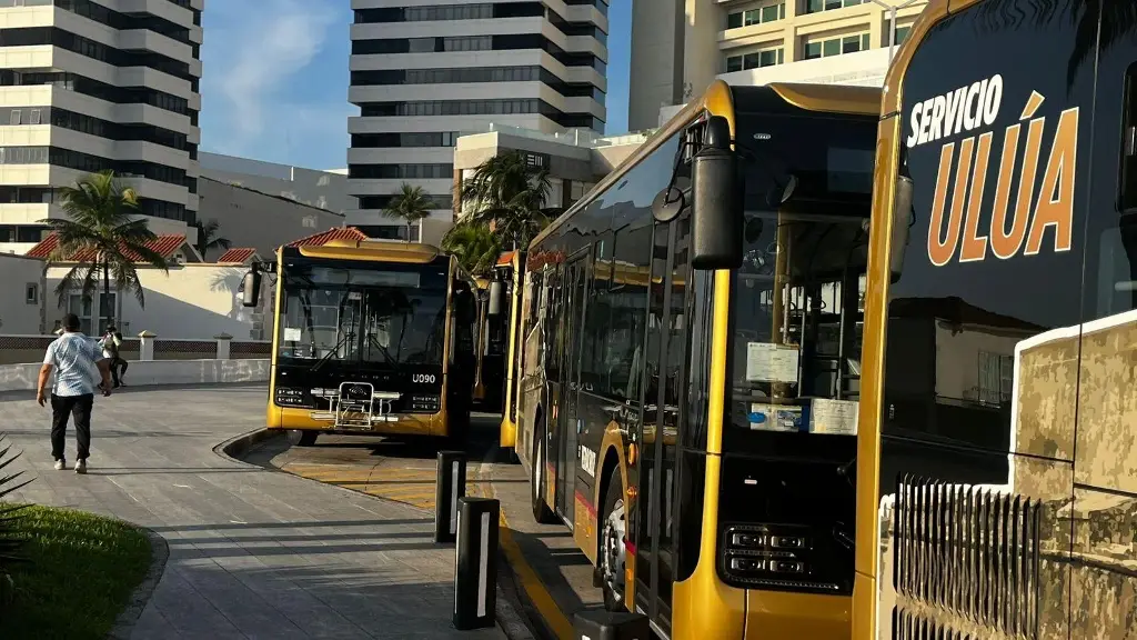 Imagen Comienzan a circular camiones Ulúa en Veracruz; esto costará el pasaje