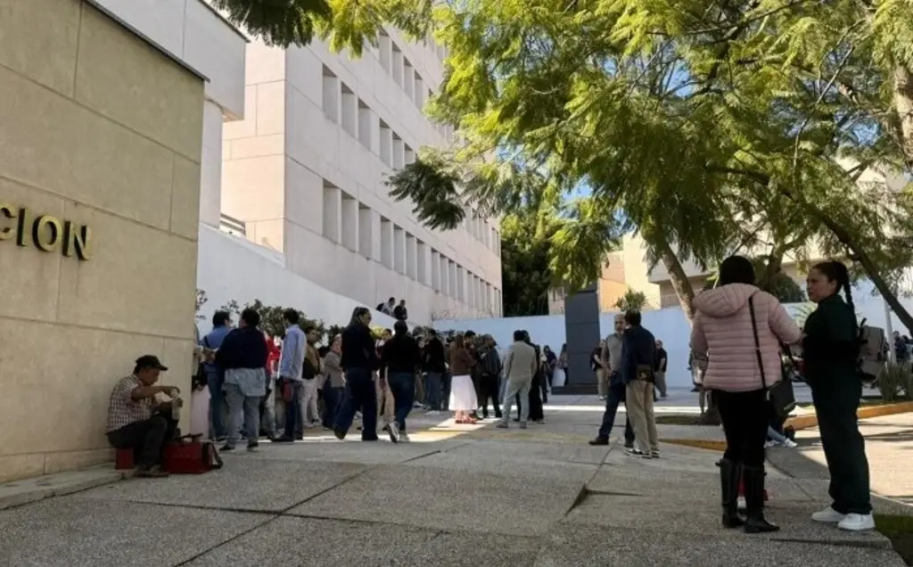 Imagen Personal judicial en Veracruz realiza paro por mejoras laborales