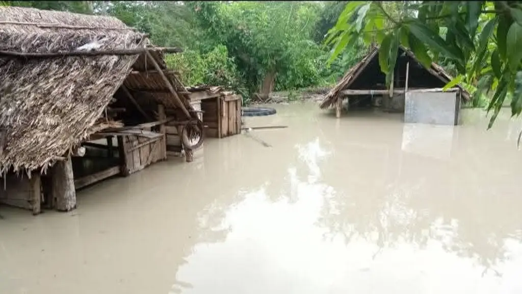 Imagen Evacuan a más de 16 mil personas por río desbordado en Cuba, tras el paso de 'Melissa'