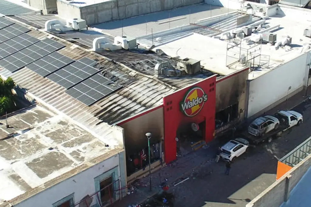 Imagen Esto se sabe tras incendio en tienda Waldo's de Sonora que dejó más de 20 muertos 