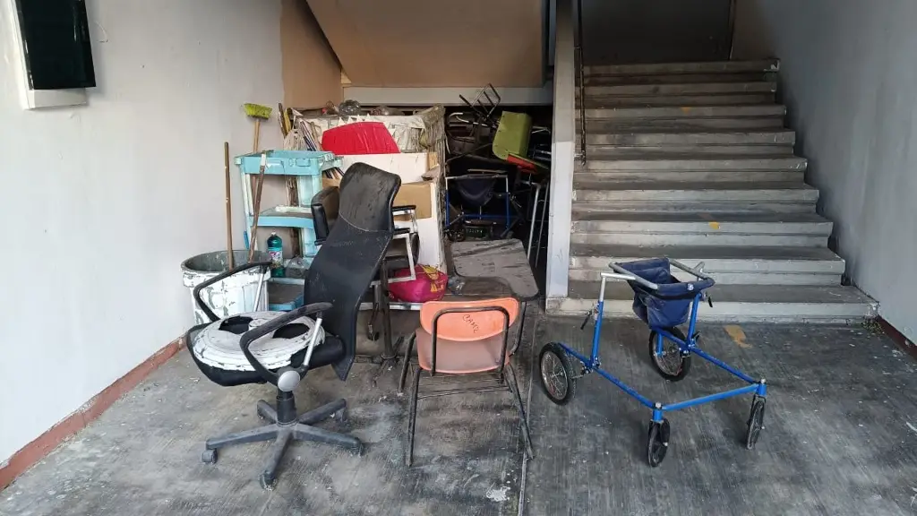 Roban y vandalizan escuela de niños especiales en Veracruz