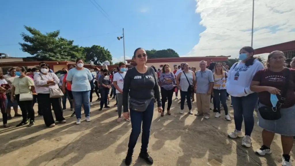 No hay condiciones para el regreso a clases en Poza Rica, insisten padres de familia