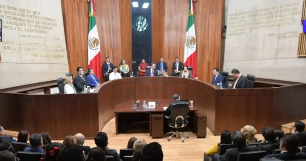 Gilberto Bátiz, nuevo presidente del TEPJF; reemplaza a Mónica Soto 