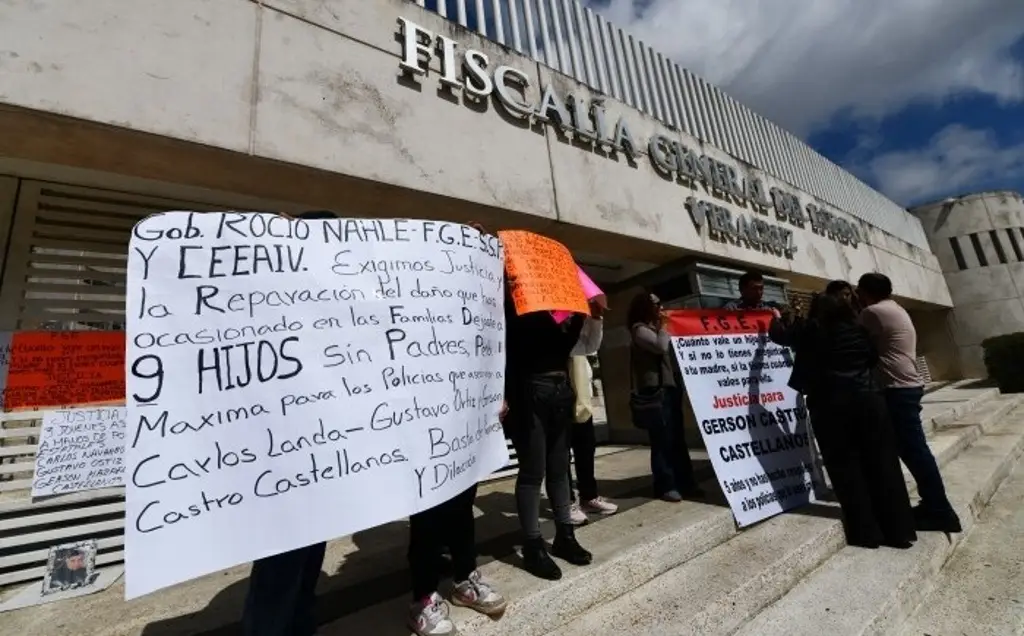 Imagen Exigen justicia familiares de 3 jóvenes asesinados hace 5 años en Xalapa, Veracruz