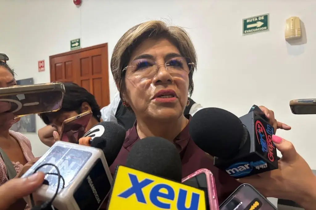 Imagen Alcaldesa electa analiza retirar plazas sindicales con sueldazos a directores