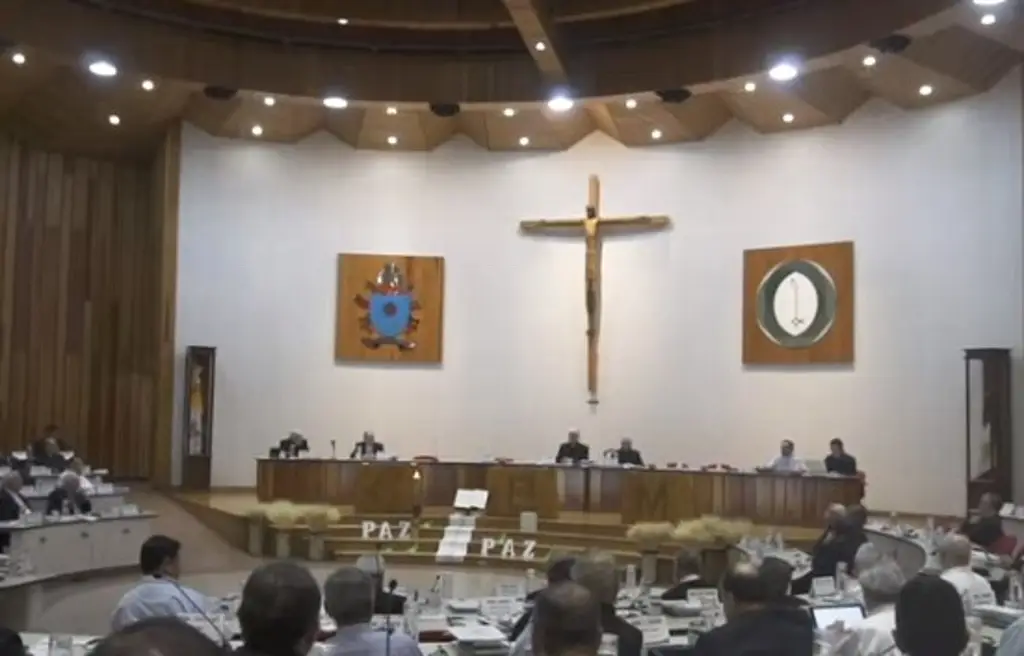 Imagen Preocupa a iglesia católica iniciativa de Morena sobre contenido religioso en redes: CEM