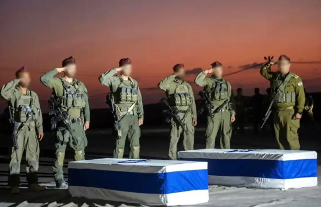 Israel confirma que cuerpo devuelto por Hamás es de un soldado rehén 