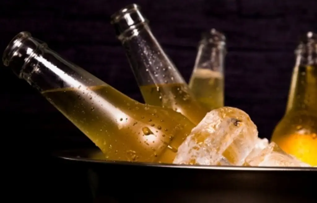 Imagen ¿Se aplicará impuesto a las bebidas alcohólicas en Veracruz?