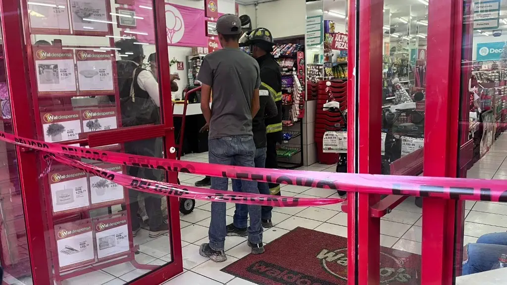 Imagen Reportan intoxicación de personas en tienda en centro del puerto de Veracruz 