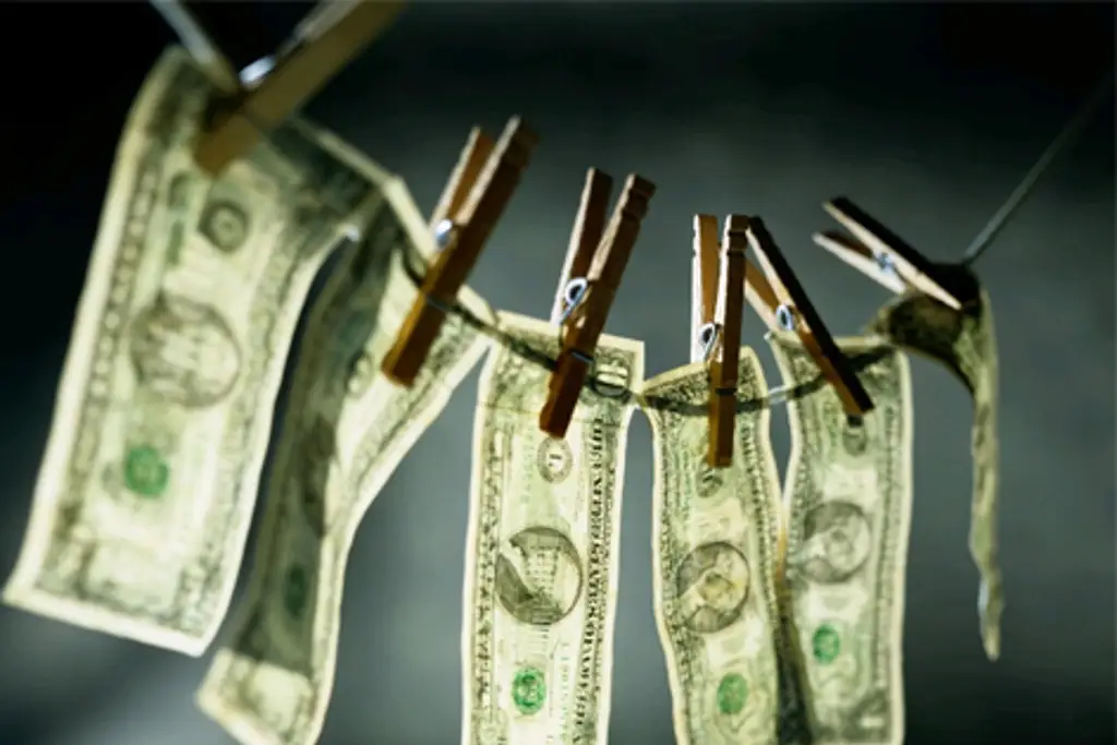 Imagen Hacienda investiga red de lavado de dinero y clausuran casinos virtuales vinculados