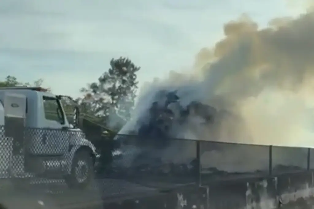 Imagen Accidente provoca cierre de la Xalapa - Veracruz