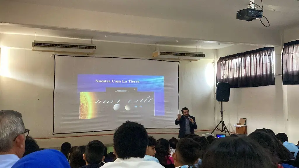 Imagen México participará en proyecto para mapear el universo en tiempo real