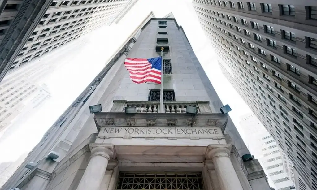 Imagen Se desploma Wall Street tras reapertura del gobierno de EU