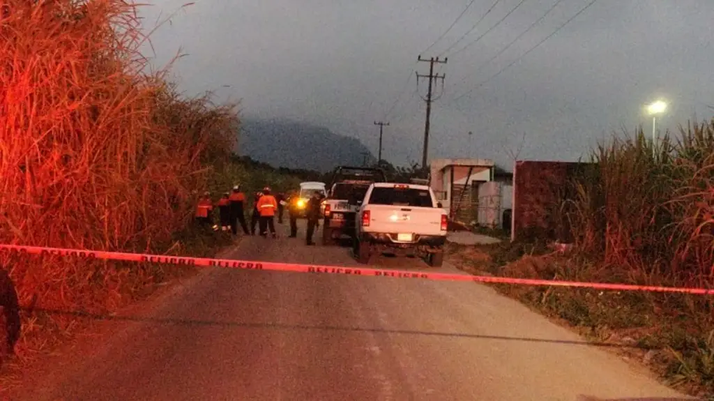 Colapsa obra en Ixtaczoquitlán, Veracruz; hay un muerto y un herido 