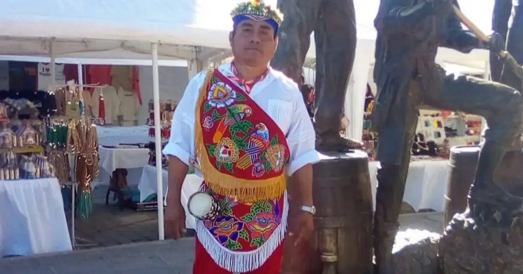 Imagen Desaparece volador de Papantla cuando viajaba de Jalisco a CDMX