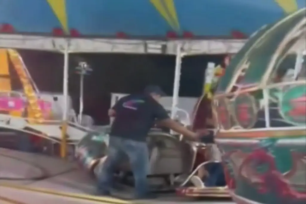 Imagen Captan cuando juego mecánico falló en feria (+Video)