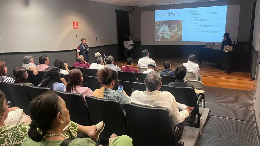 Imagen Realizan foro sobre criminología en Boca del Río 