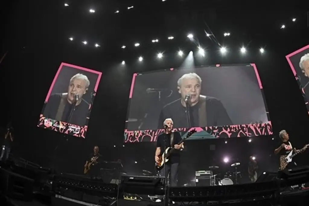 Hombres G anuncia un documental y una gira por Latinoamérica 