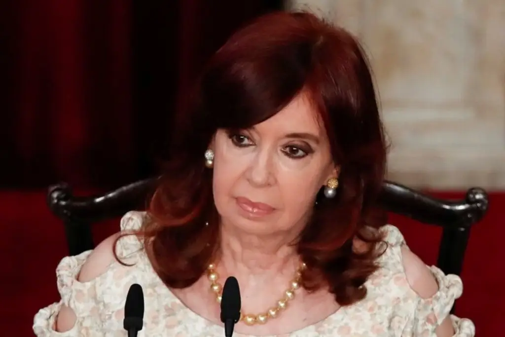 Justicia argentina ordena decomiso de bienes de expresidenta Cristina Fernández
