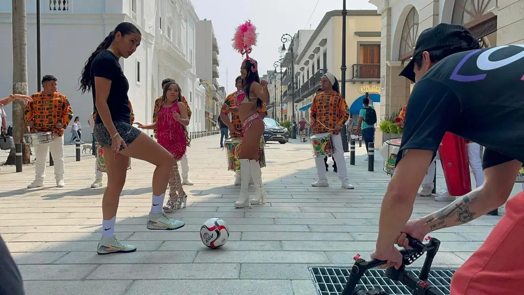 Imagen Creador del 'Za Za Za' graba canción del Carnaval de Veracruz 2026